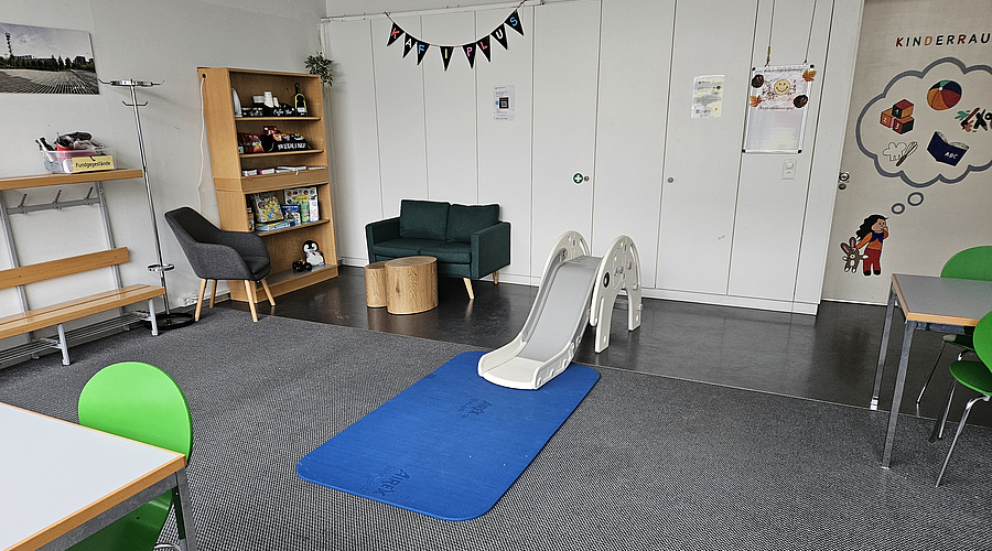 Foyer mit Selbstbedienung im Zentrum ELCH Accu